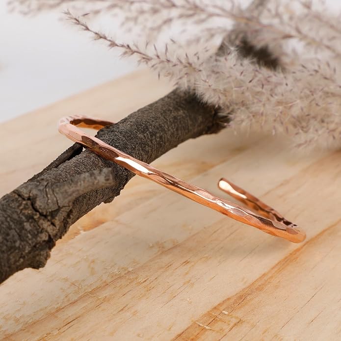 Minimalist Hammered Copper Bracelet |  簡約手工錘紋手鐲  (#YS011)