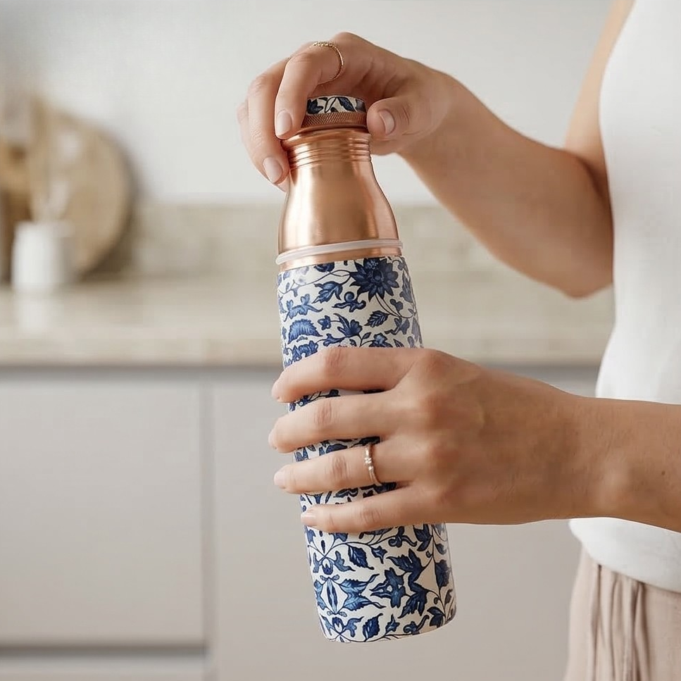 Copper Bottle Set 950ml & 2 Cups (Dark Blue Floral Printed) ｜ 印度手工純銅水瓶杯具組合｜阿育吠陀飲用銅水習慣 (Copy) (Copy) (Copy) (Copy)