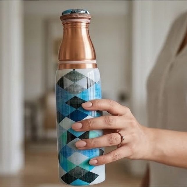 Copper Bottle Set 950ml & 2 Cups (Blue Geo Printed) ｜ 印度手工純銅水瓶杯具組合｜阿育吠陀飲用銅水習慣 (Copy)