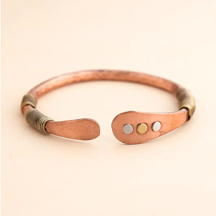 Antique Hammered Isha Copper Barcelet｜仿古錘紋銅手環 （#YS036）