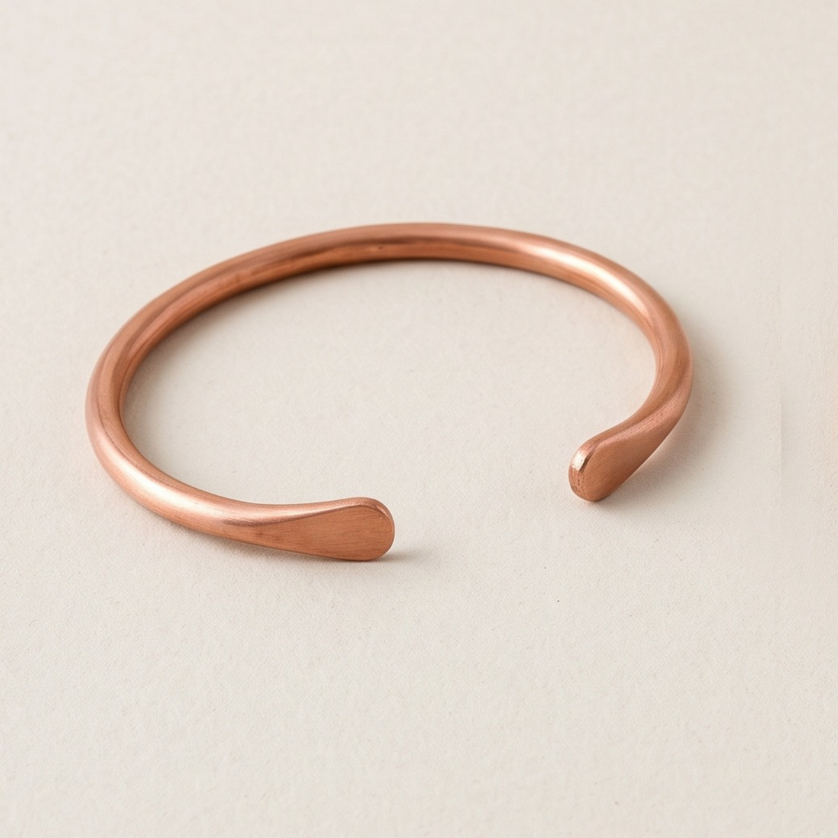 Minimalist Copper Bracelet |  極簡圓弧拋光純銅手鐲 (#YS047)